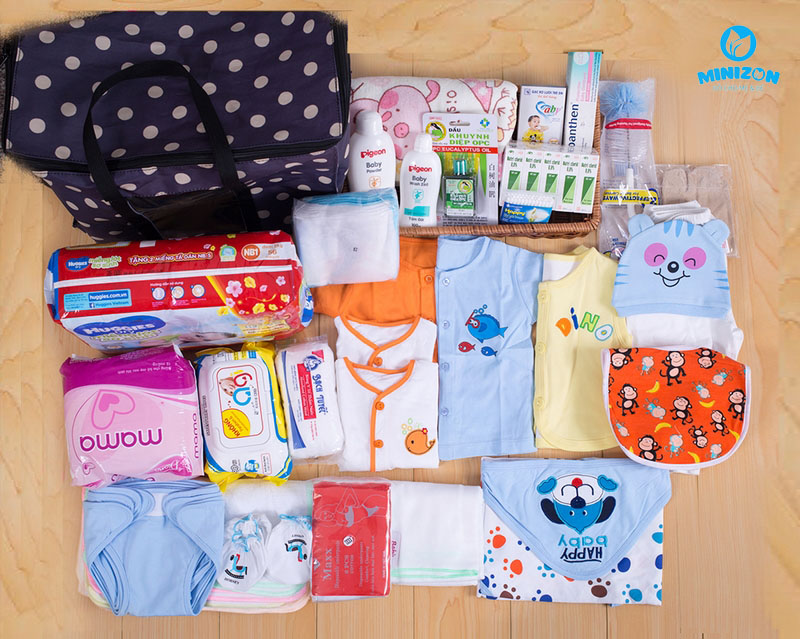 Chuẩn bị đồ đi sinh cho con Chuẩn bị đồ đi sinh cho con