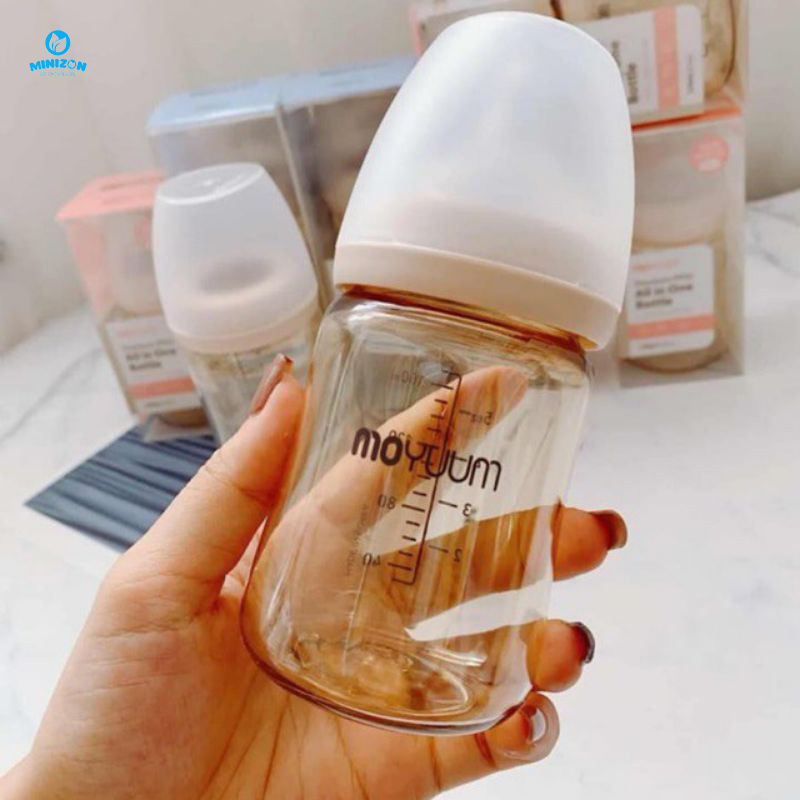 uu-diem-binh-sua-Moyuum-ban-mau-vang
