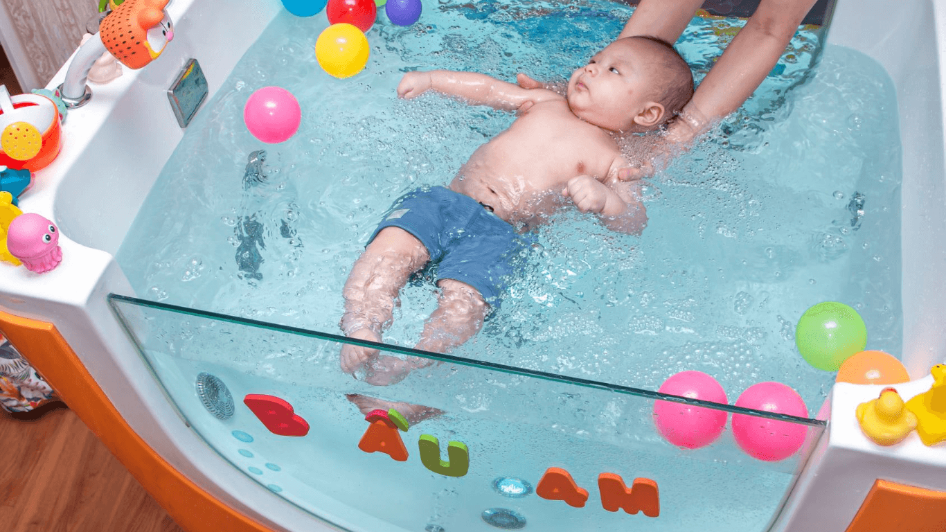 Tập bơi cho con bơi thủy liệu Tập bơi cho con bơi thủy liệu