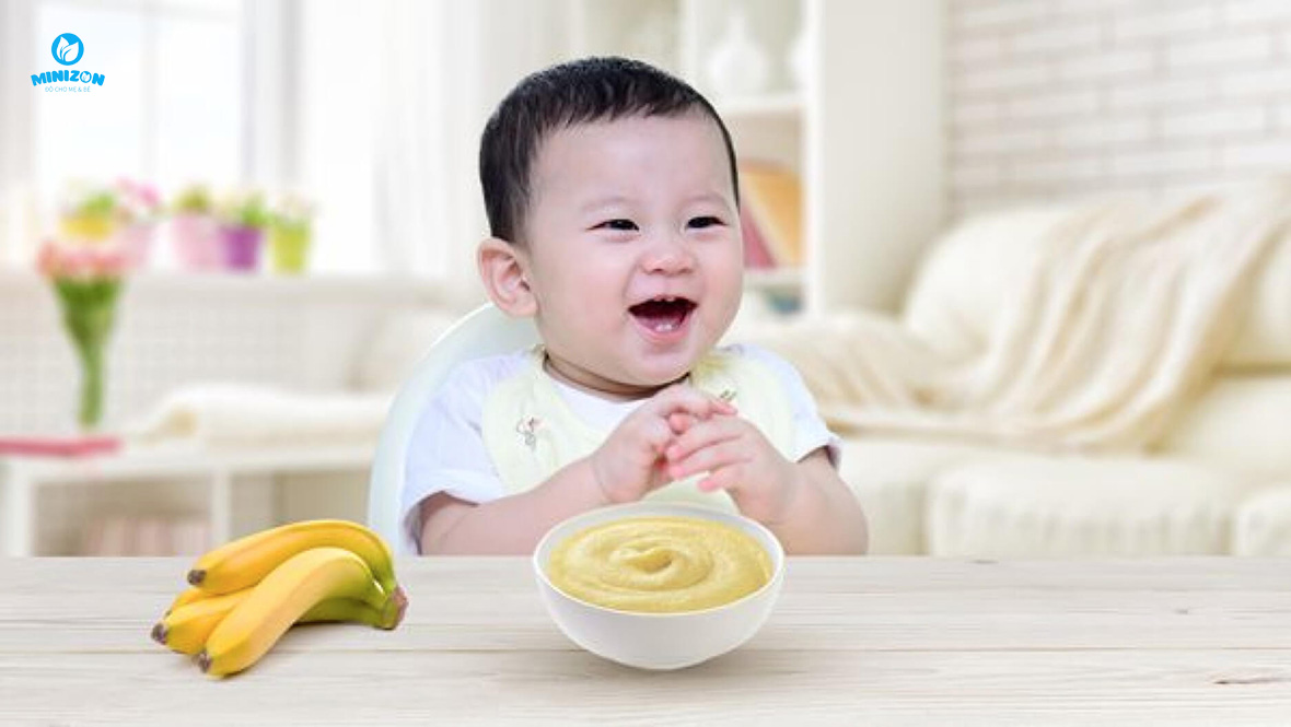 Bắt đầu cho bé ăn từng chút một Bắt đầu cho bé ăn từng chút một