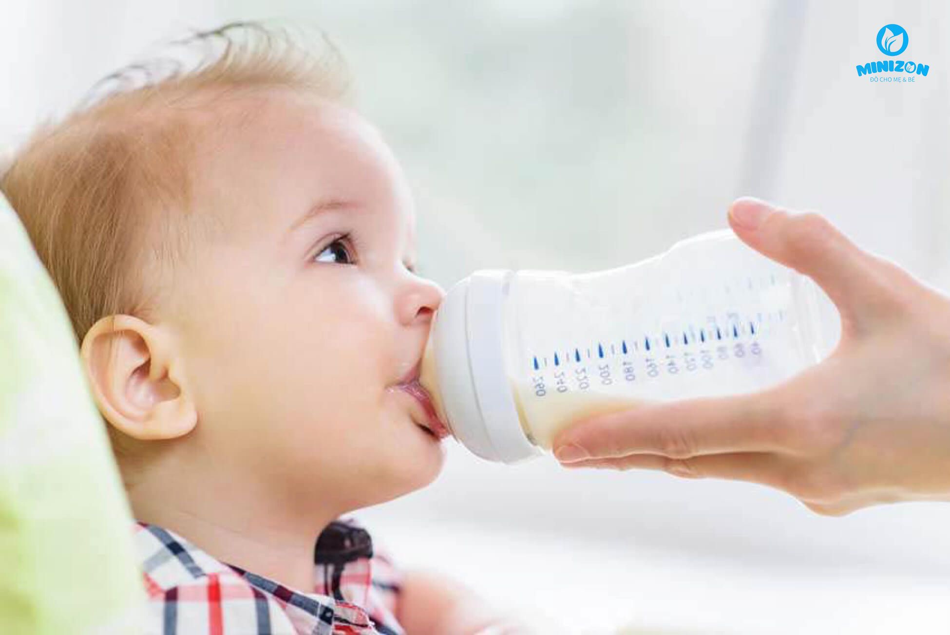 Cách nhận biết sữa bị hỏng Cách nhận biết sữa bị hỏng