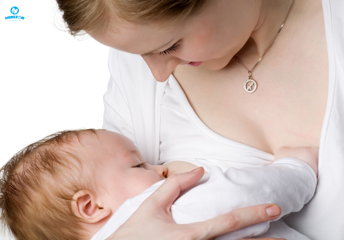 Những lợi ích của sữa mẹ đối với sức khỏe của trẻ Những lợi ích của sữa mẹ đối với sức khỏe của trẻ