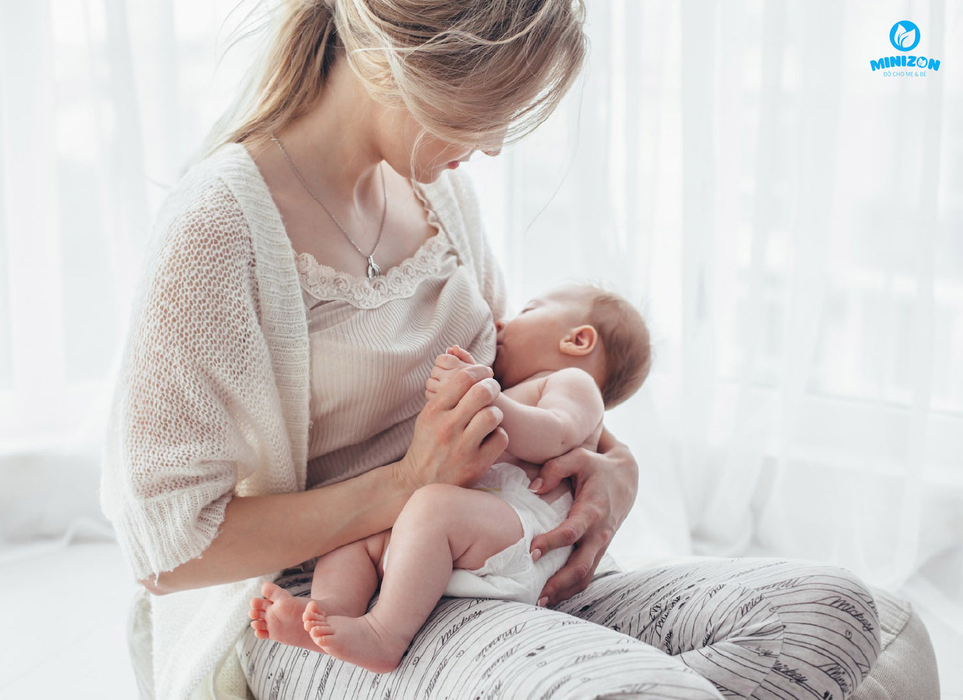 Lượng sữa mẹ dư thừa Lượng sữa mẹ dư thừa