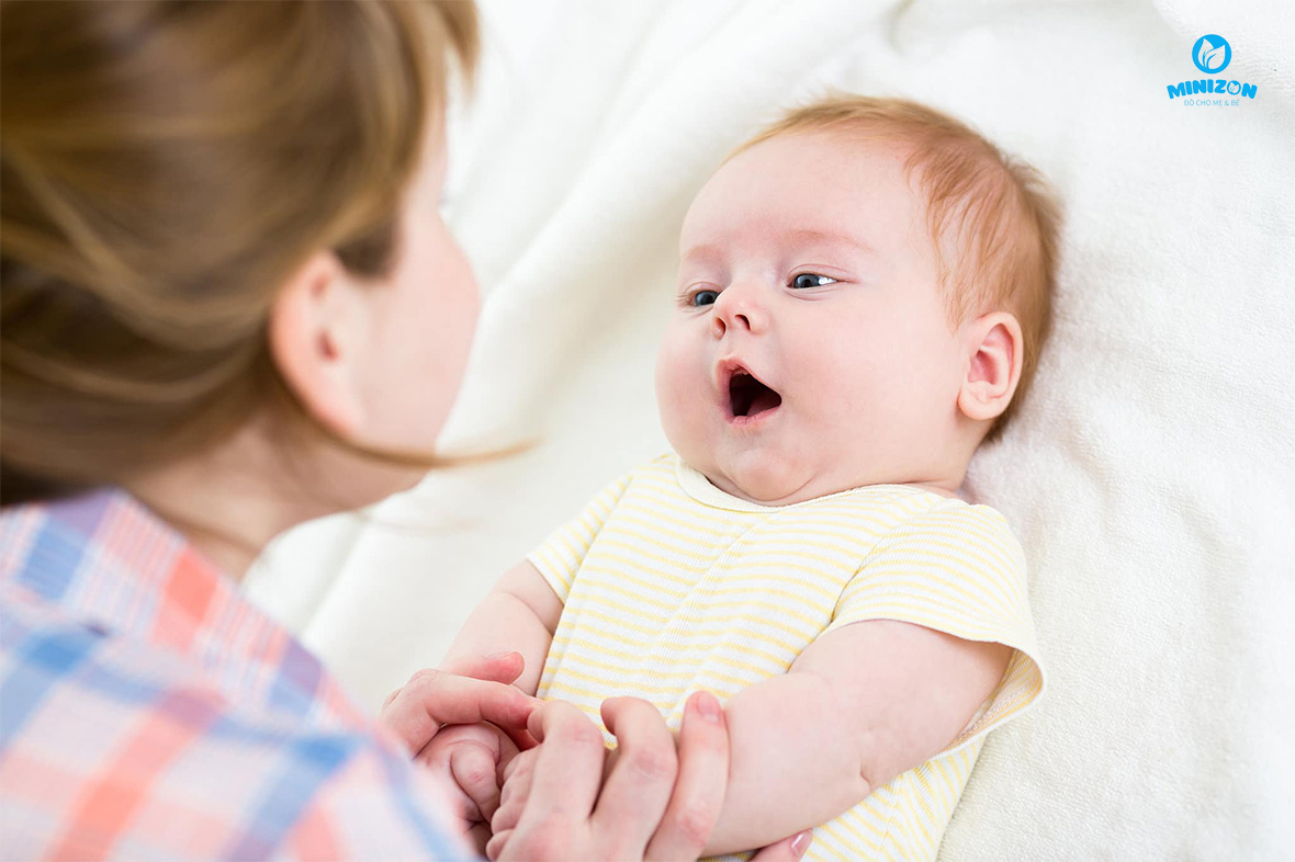 Nói chuyện với trẻ nhỏ Nói chuyện với trẻ nhỏ