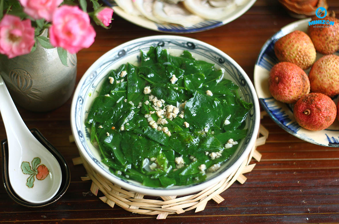 Ăn canh rau ngót tránh mất sữa sau sinh Ăn canh rau ngót tránh mất sữa sau sinh