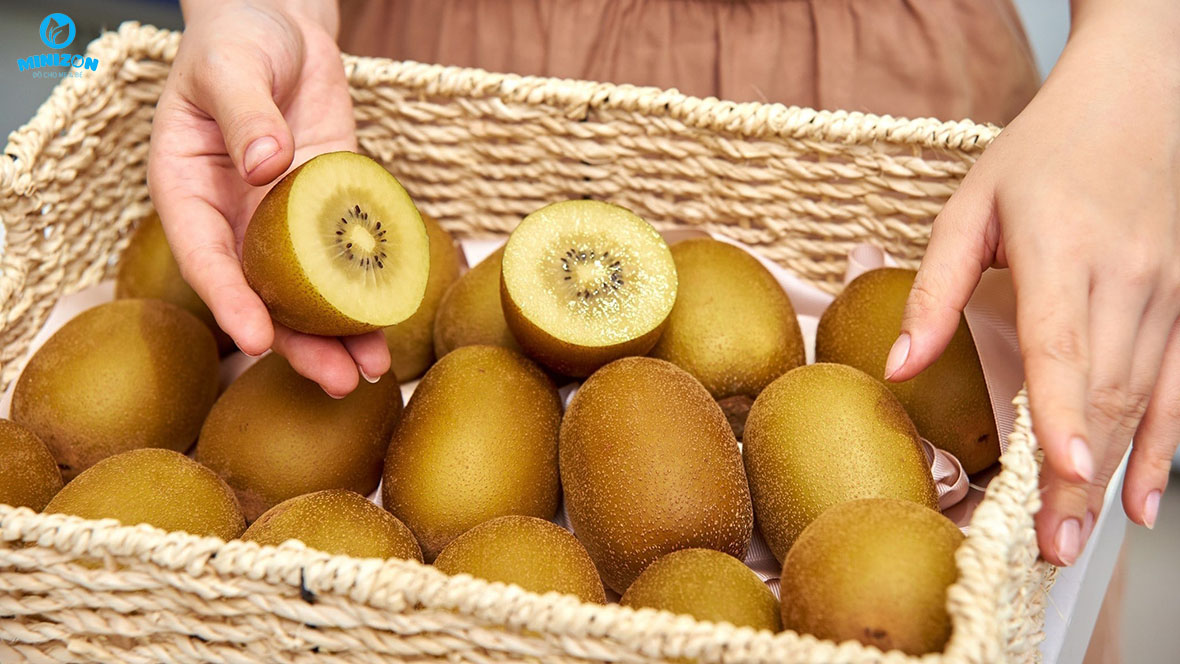 Kiwi cung cấp chất xơ và thúc đẩy tiêu hóa Kiwi cung cấp chất xơ và thúc đẩy tiêu hóa