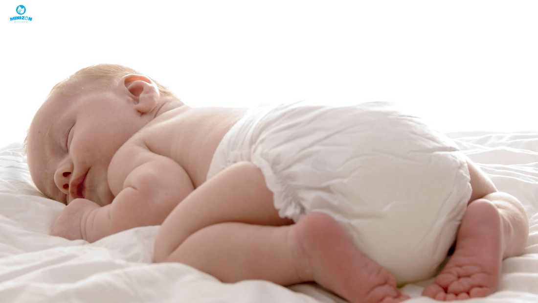 Lưu ý khi sử dụng tã bỉm cho bé Lưu ý khi sử dụng tã bỉm cho bé