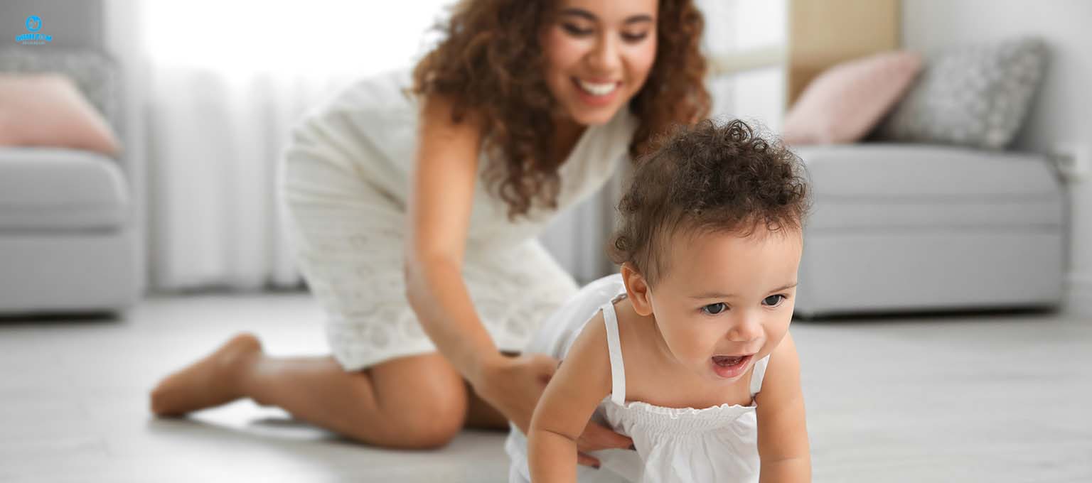 Cách hướng dẫn và khuyến khích trẻ tập bò Cách hướng dẫn và khuyến khích trẻ tập bò