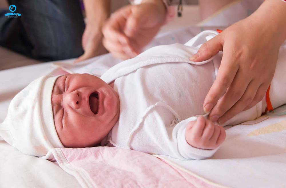 Dấu hiệu nhận biết tuần khủng hoảng của bé Dấu hiệu nhận biết tuần khủng hoảng của bé