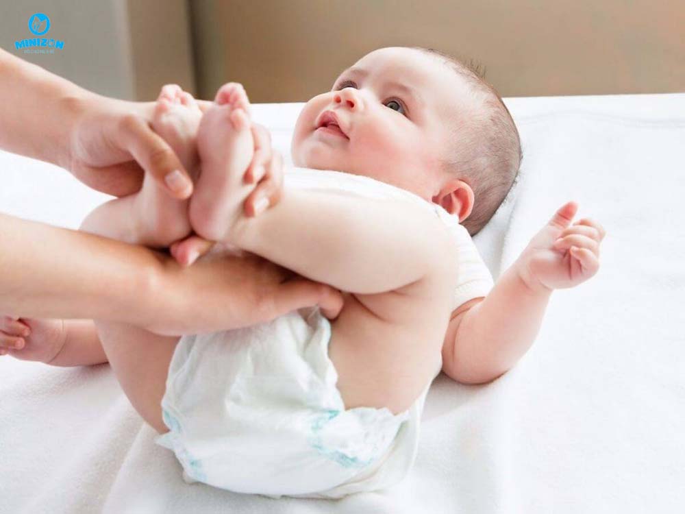 Hiện tượng tiết dịch có lẫn máu Hiện tượng tiết dịch có lẫn máu