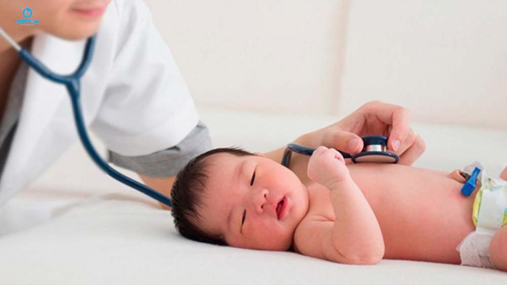 Những dấu hiệu bất thường ở trẻ sơ sinh Những dấu hiệu bất thường ở trẻ sơ sinh