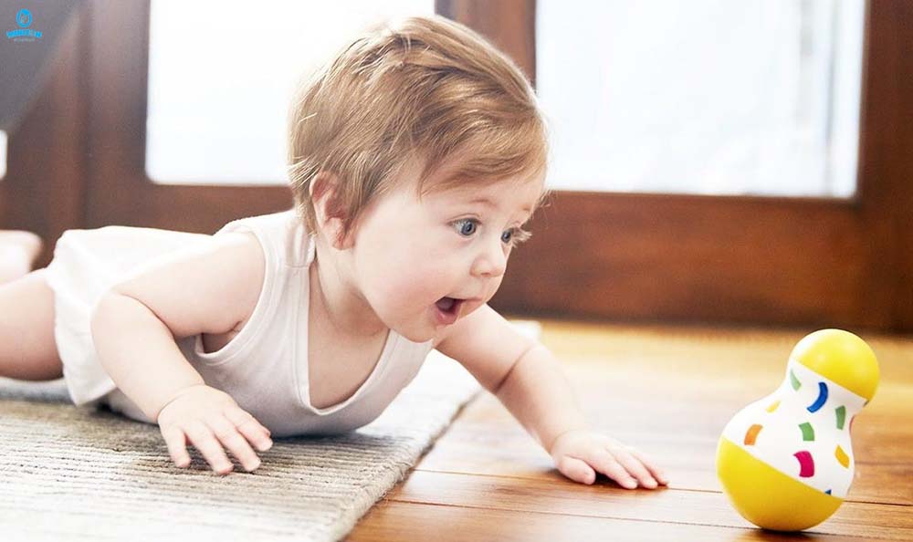 Những điều cha mẹ cần lưu ý khi trẻ tập bò Những điều cha mẹ cần lưu ý khi trẻ tập bò