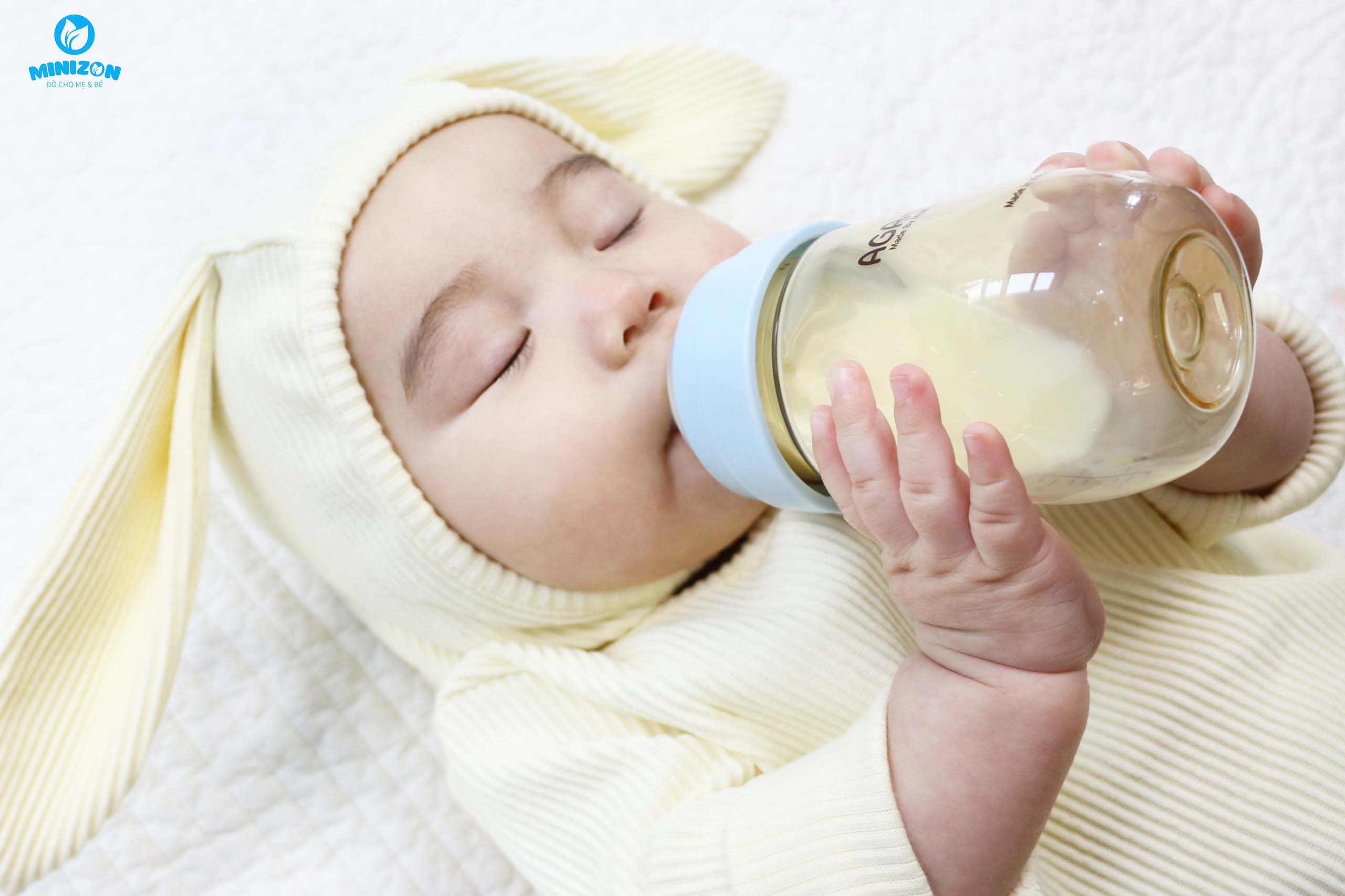 Những lưu ý mẹ cần biết khi cho bé sử dụng sữa Similac Những lưu ý mẹ cần biết khi cho bé sử dụng sữa Similac