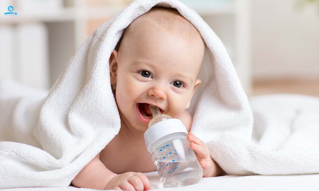 Trẻ em cần uống bao nhiêu nước mỗi ngày?
