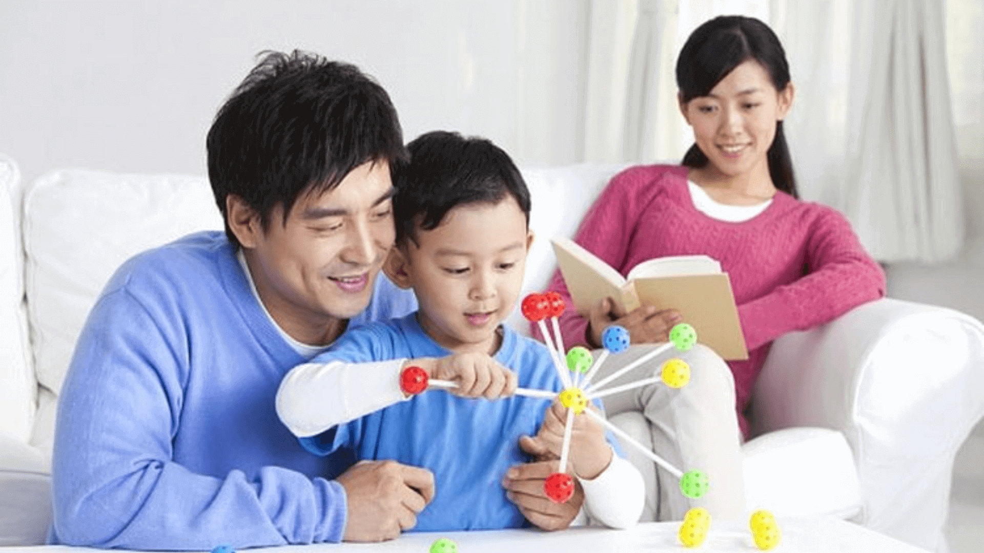 2.Vì sao nhiều cha mẹ cảm thấy nuôi con là một cuộc chiến?
